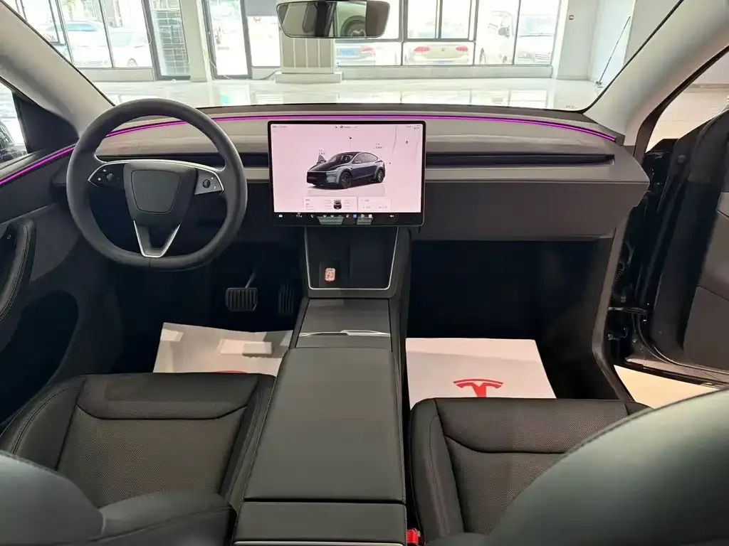 Tesla Model Y — фото 3