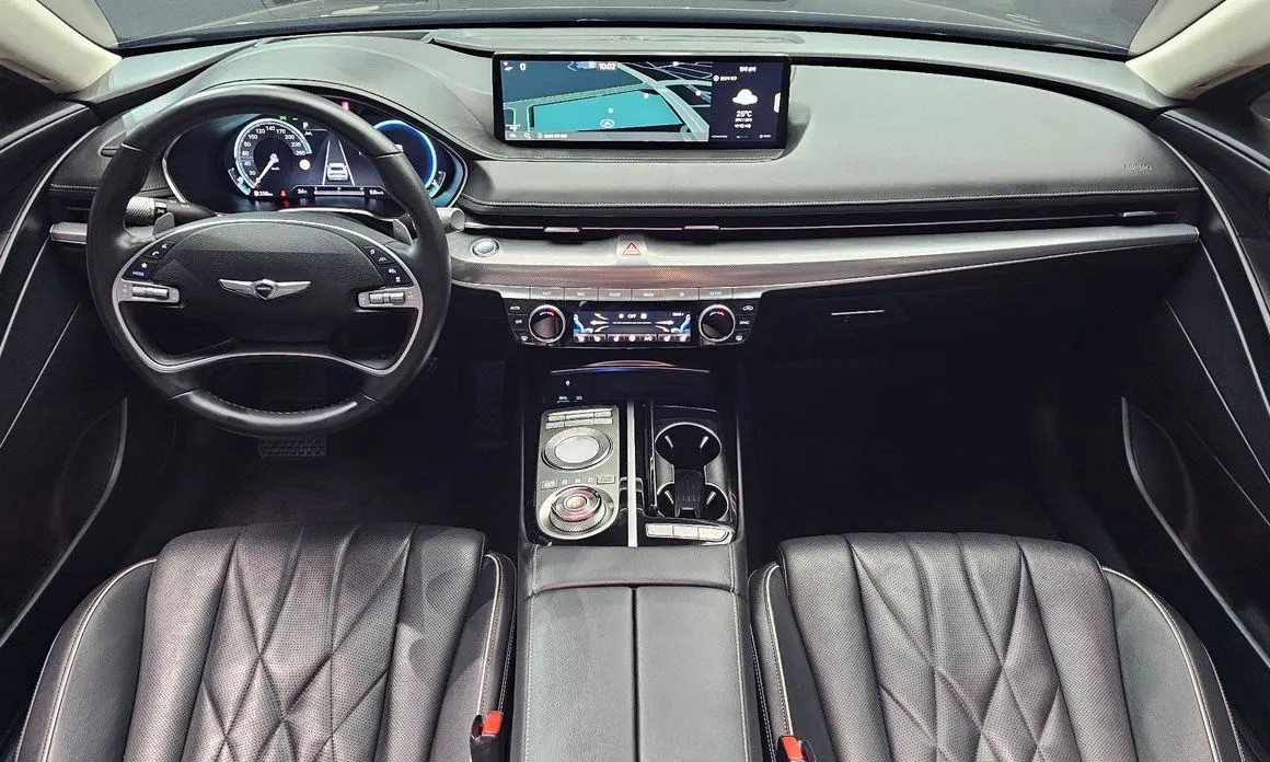 Genesis G80 — фото 9