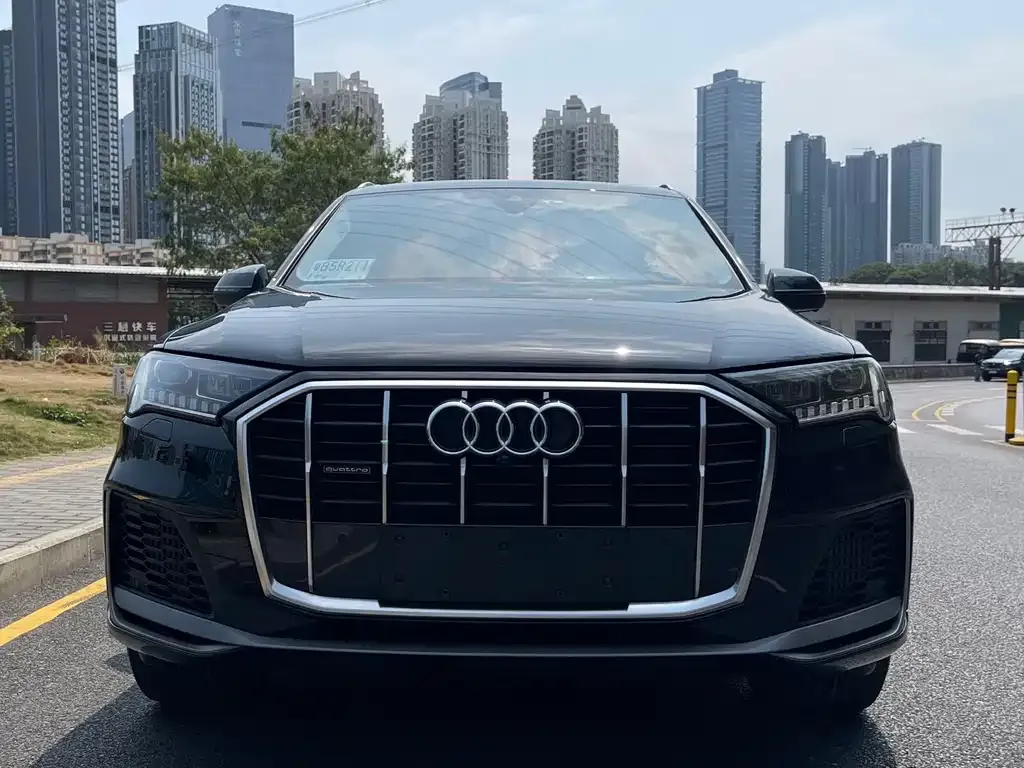 Audi Q7 — фото 4