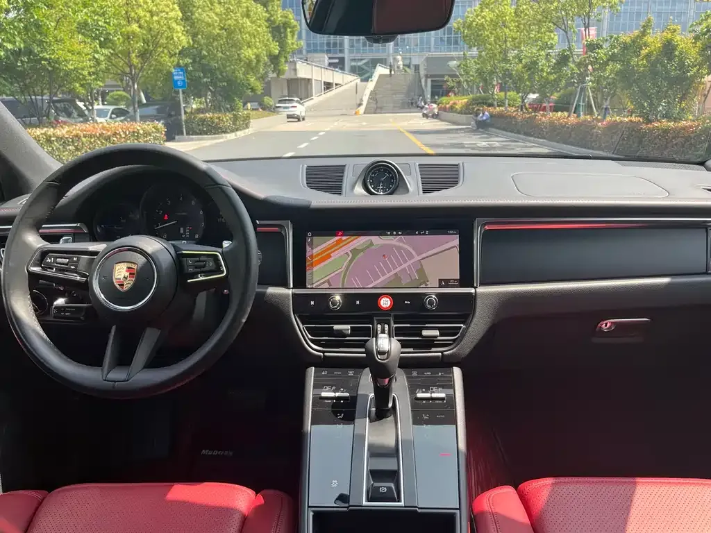 Porsche Macan — фото 2