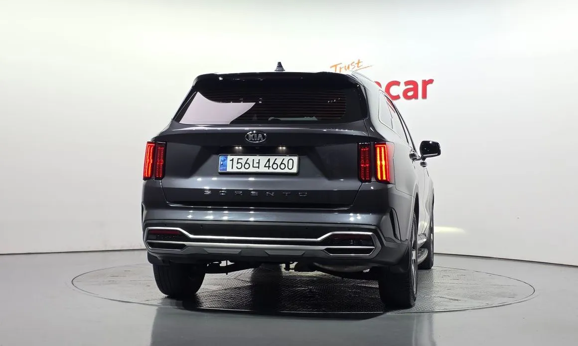 Kia Sorento — фото 4