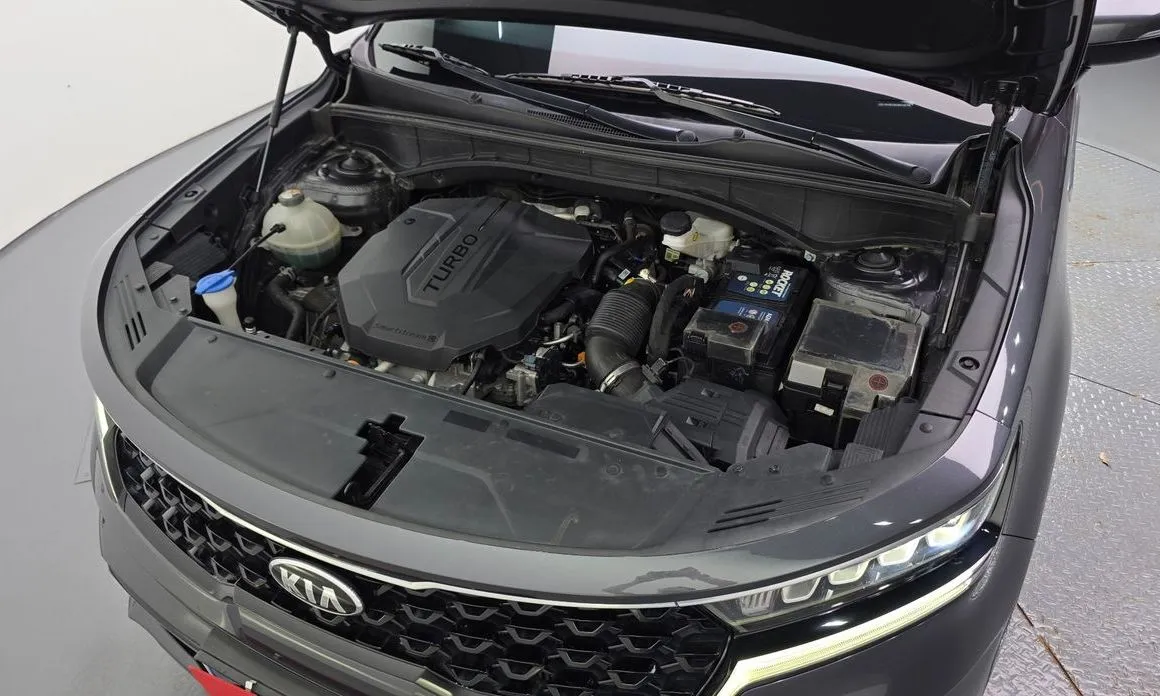 Kia Sorento — фото 7