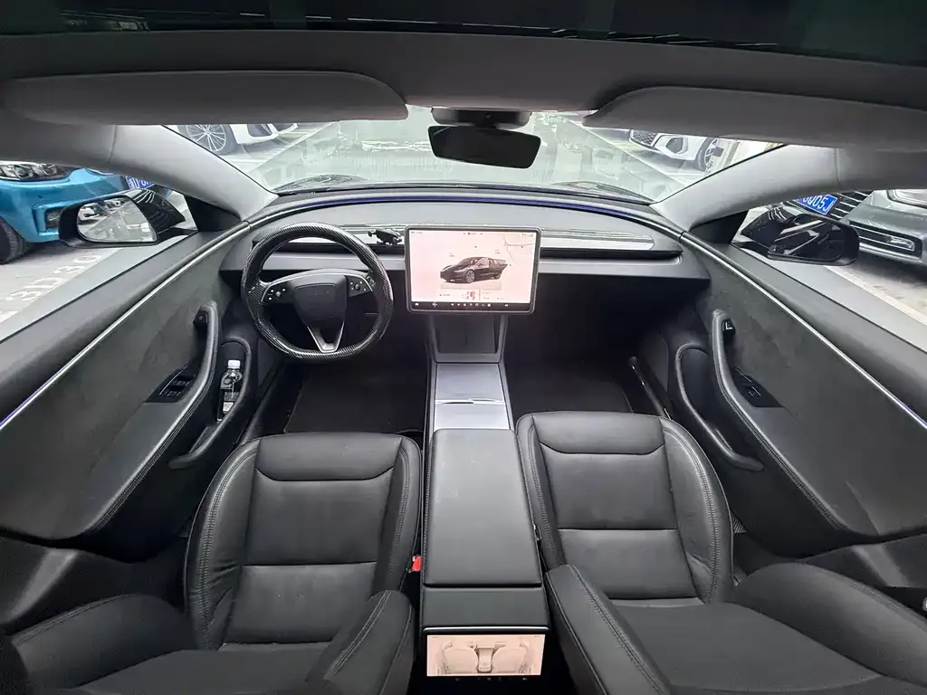 Tesla Model 3 — фото 2