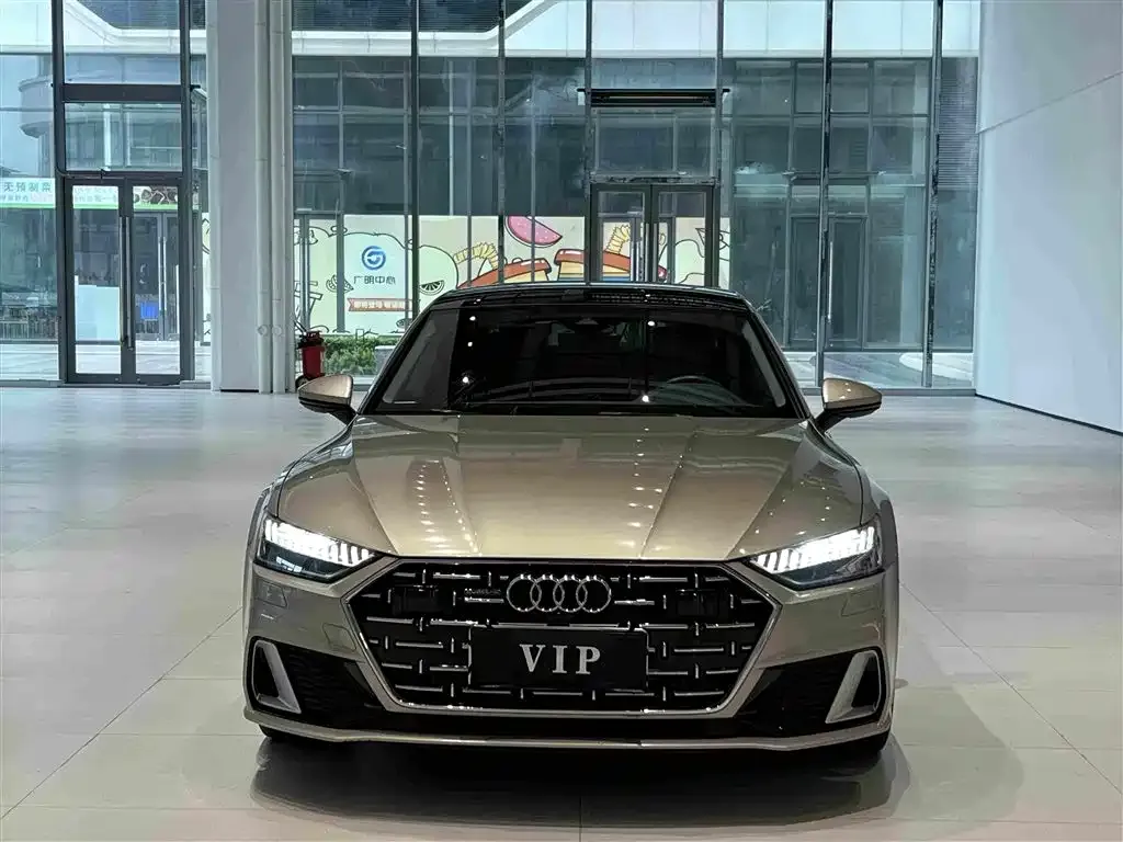 Audi A7L — фото 7