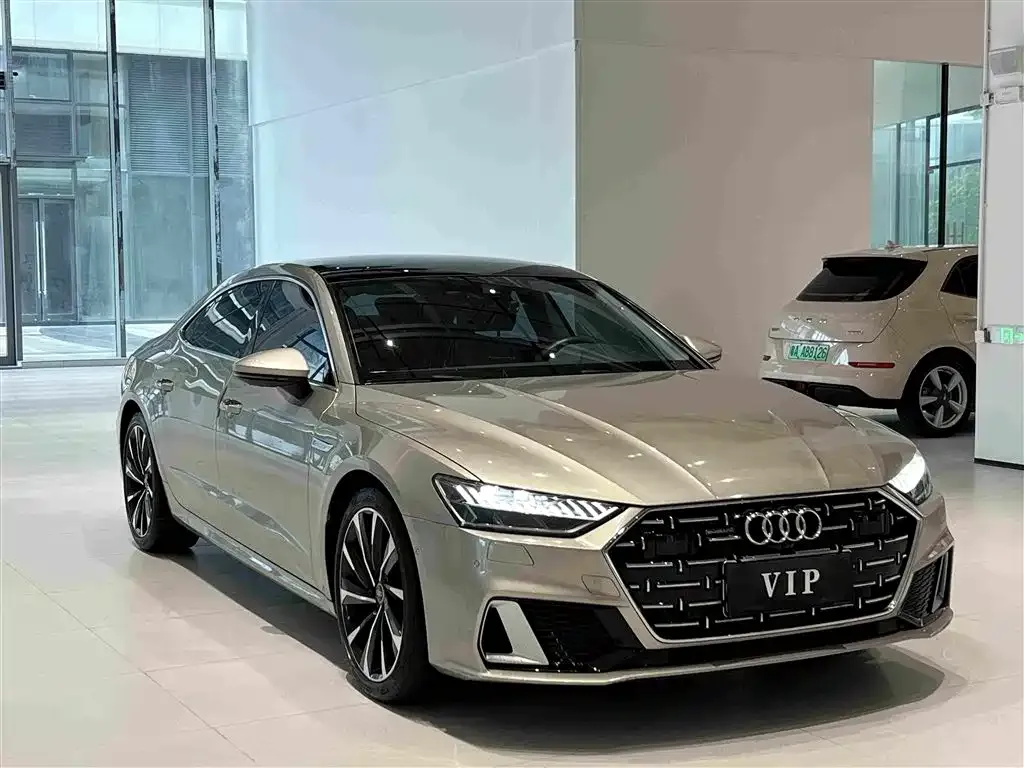 Audi A7L — фото 4