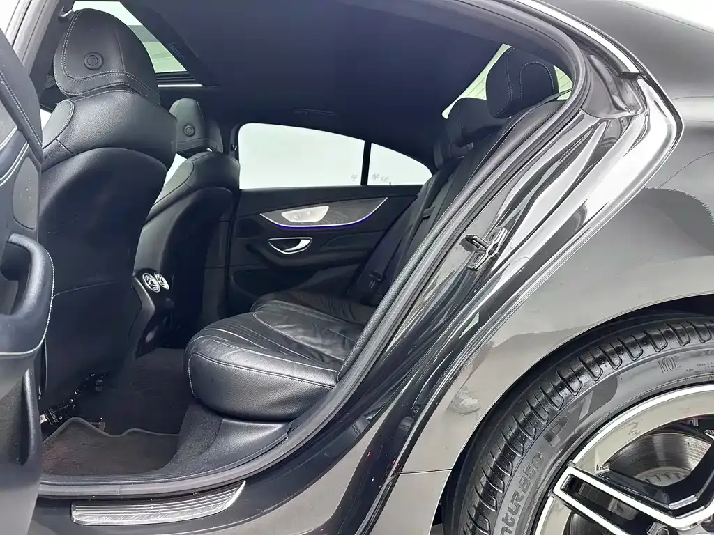 Mercedes-Benz CLS — фото 10