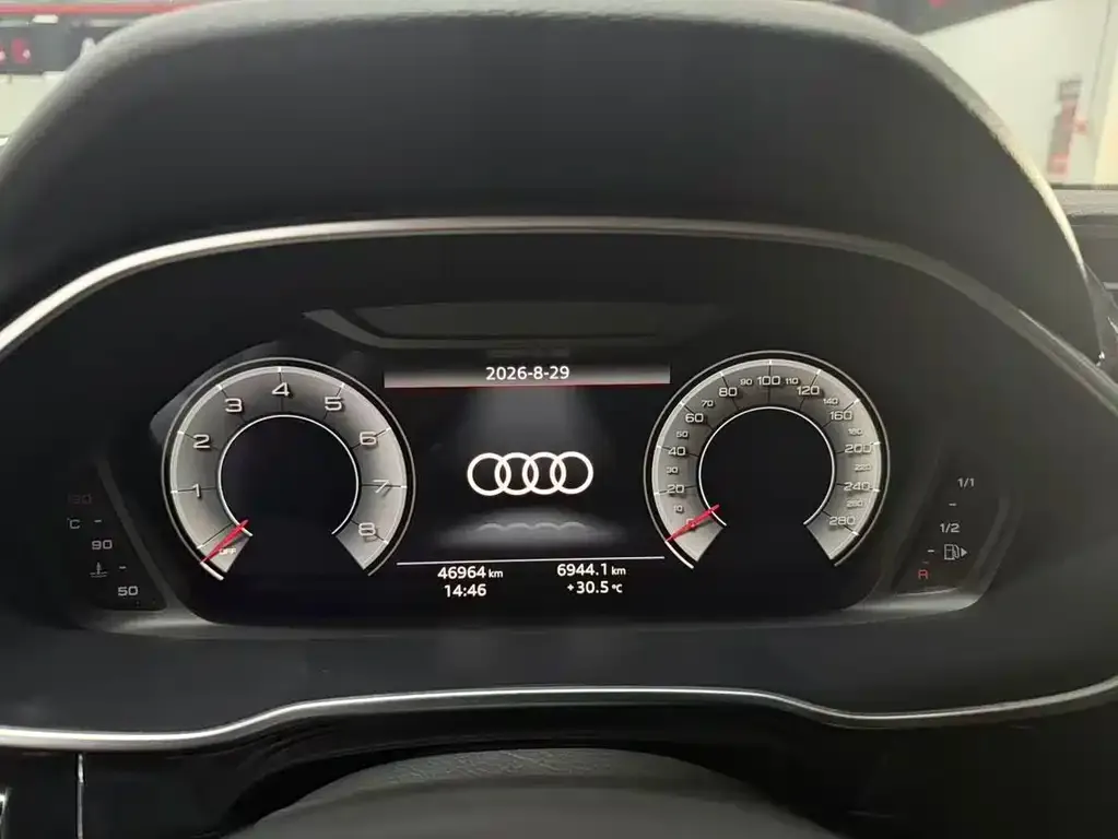 Audi Q3 — фото 2