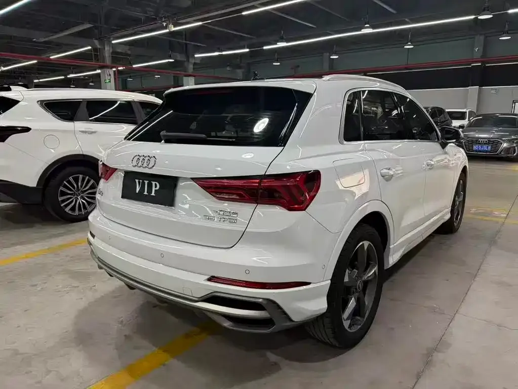 Audi Q3 — фото 3