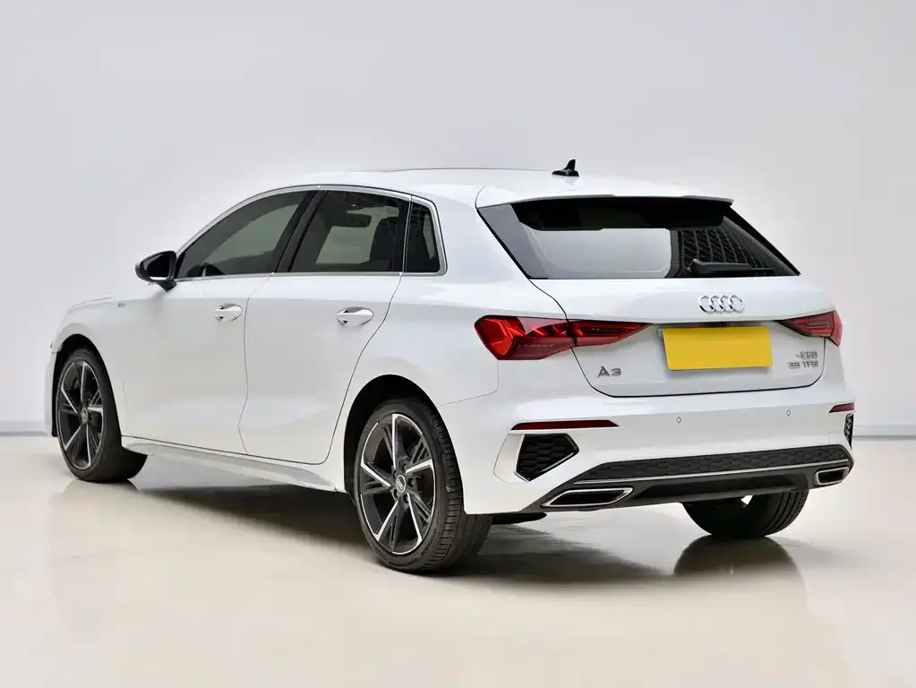 Audi A3 — фото 2