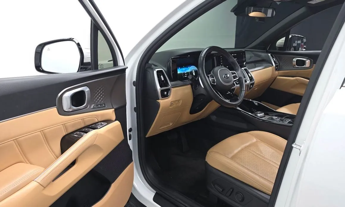 Kia Sorento — фото 8
