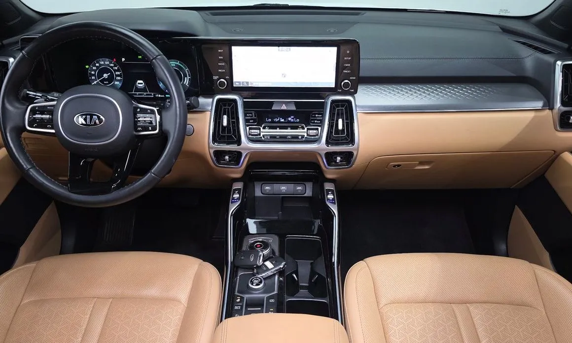Kia Sorento — фото 10