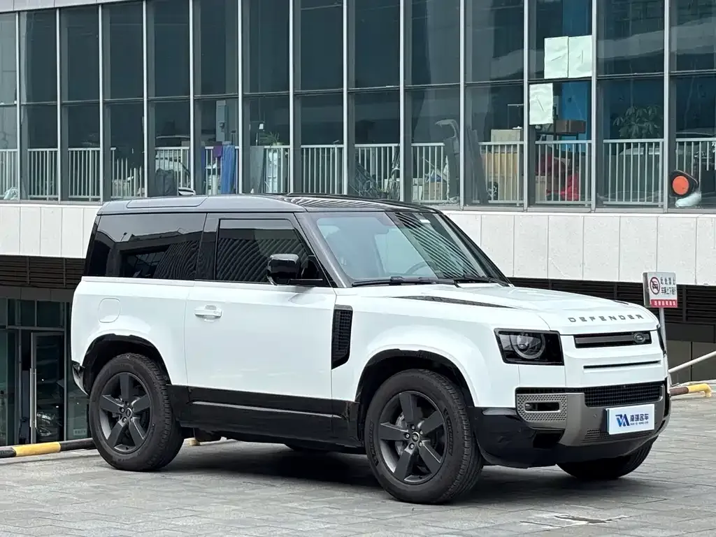 Land Rover Defender — фото 4