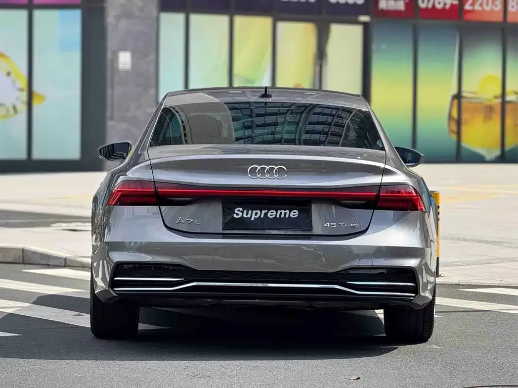 Audi A7L — фото 5