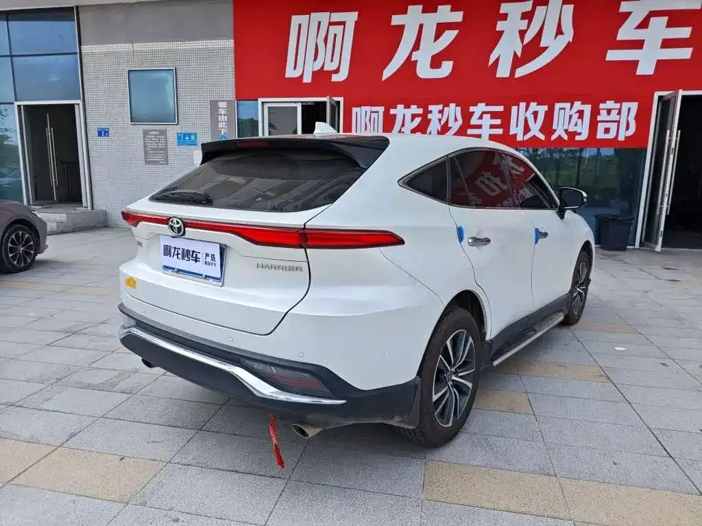 Toyota Harrier — фото 7