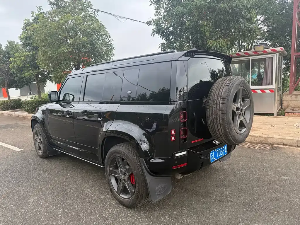Land Rover Defender — фото 5