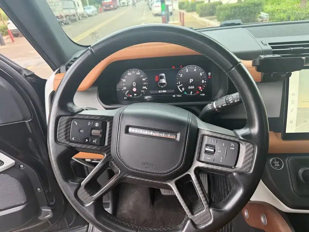 Land Rover Defender — фото 3