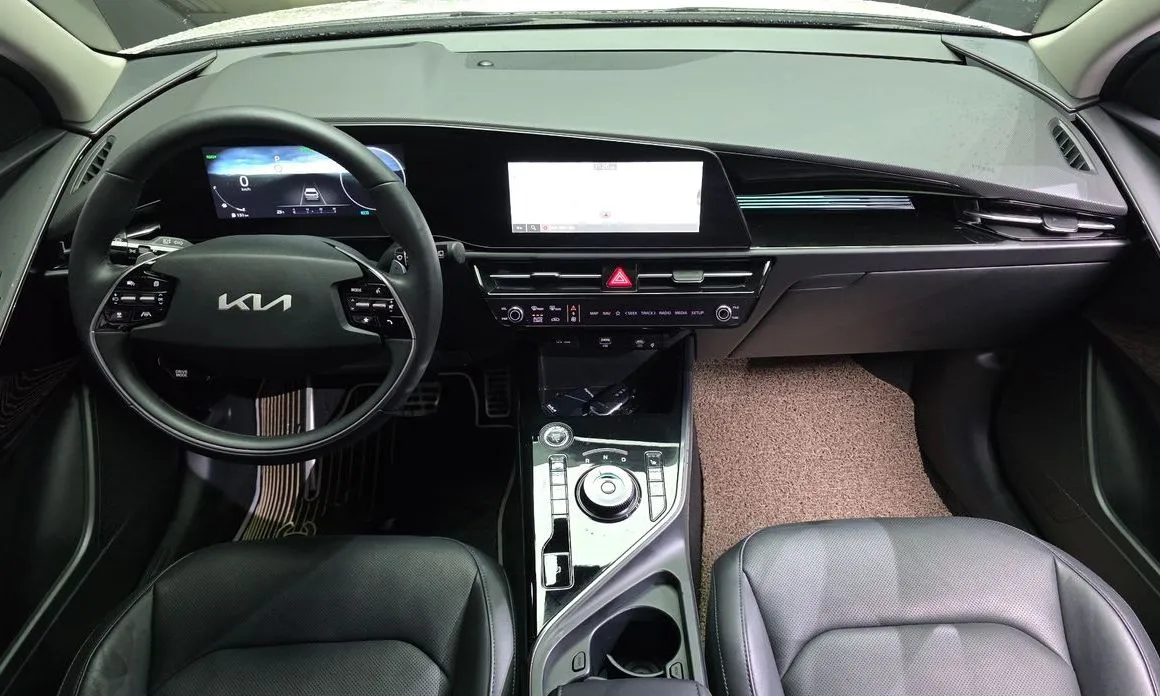 Kia Niro — фото 10