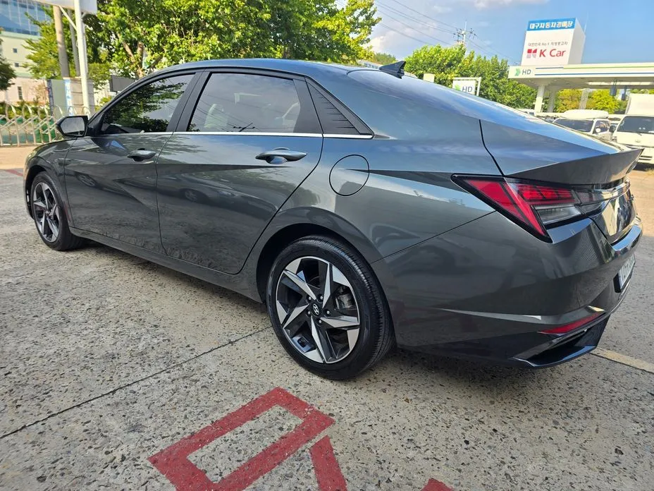 Hyundai AVANTE — фото 3