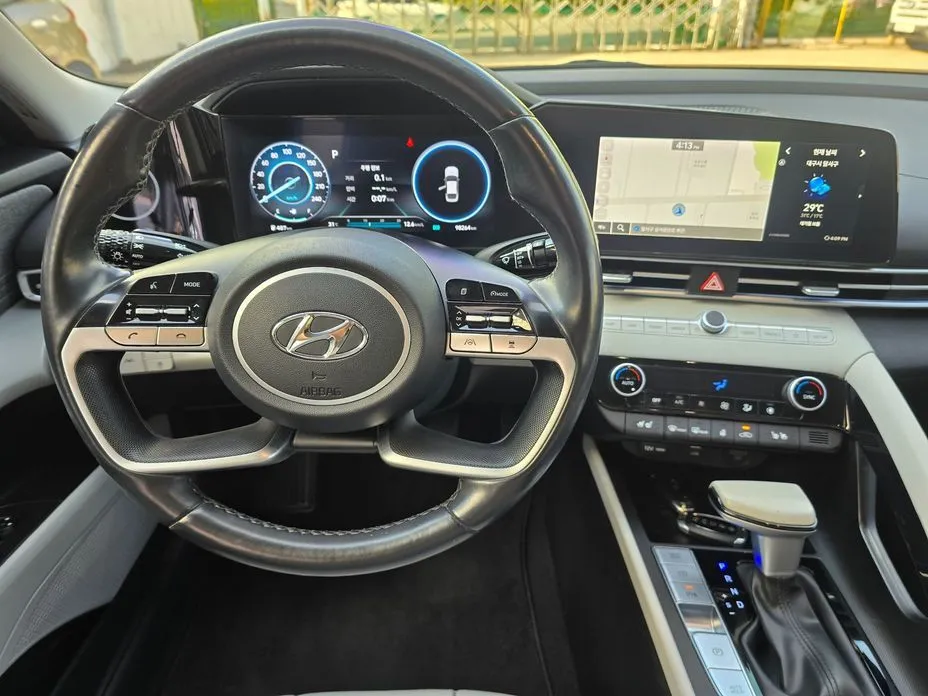 Hyundai AVANTE — фото 4