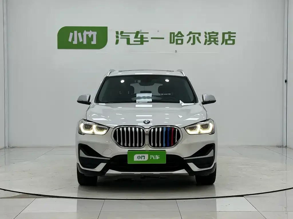 BMW X1 — фото 2