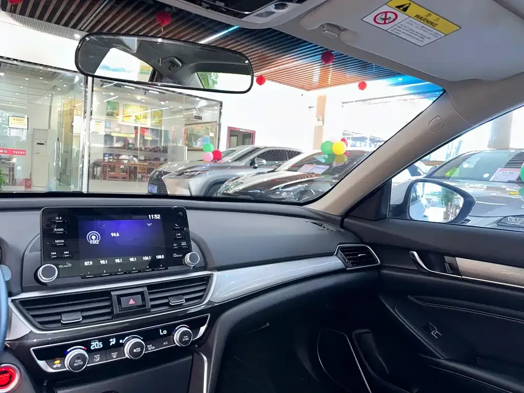 Honda Inspire — фото 8