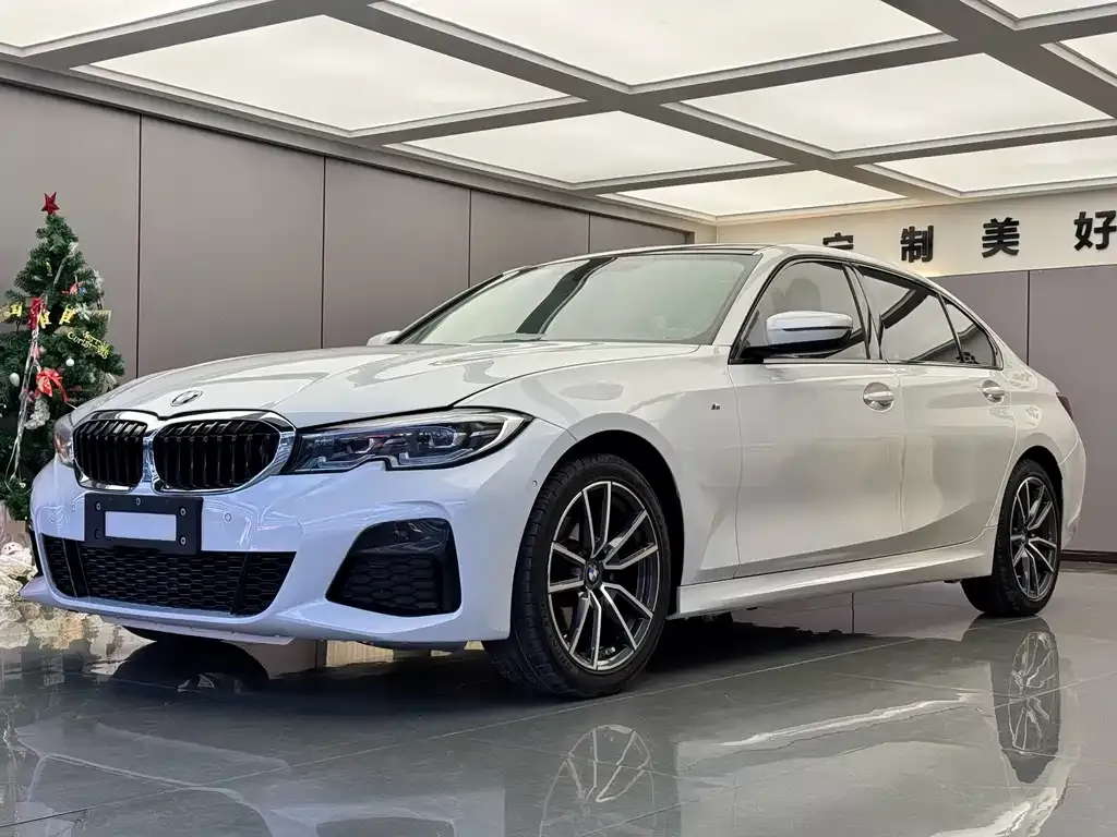 BMW 3 Series — фото 1