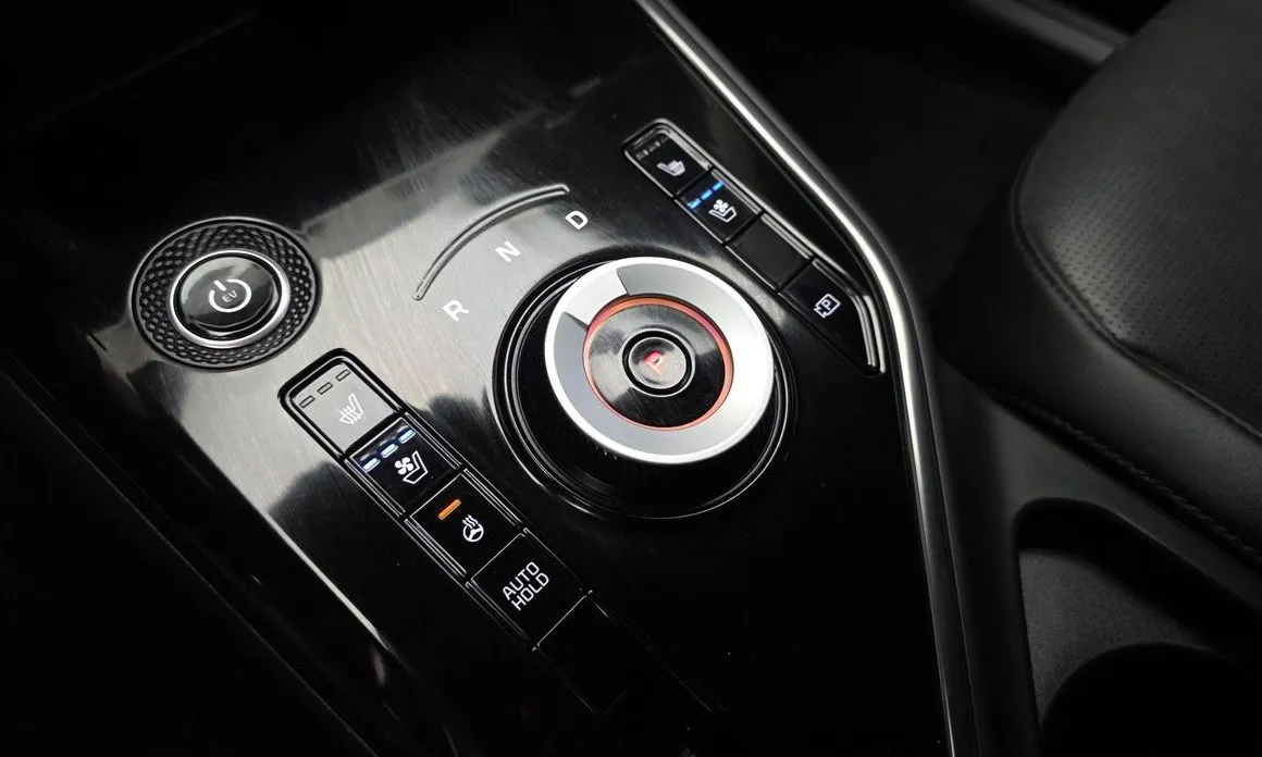 Kia Niro — фото 6