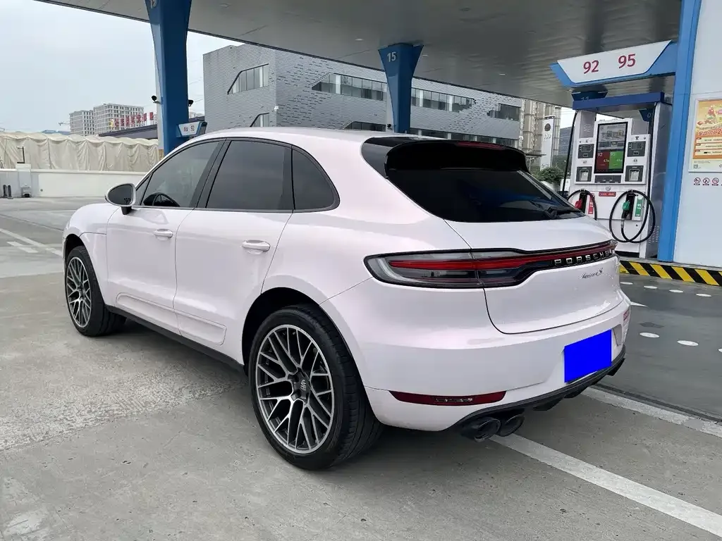 Porsche Macan — фото 10