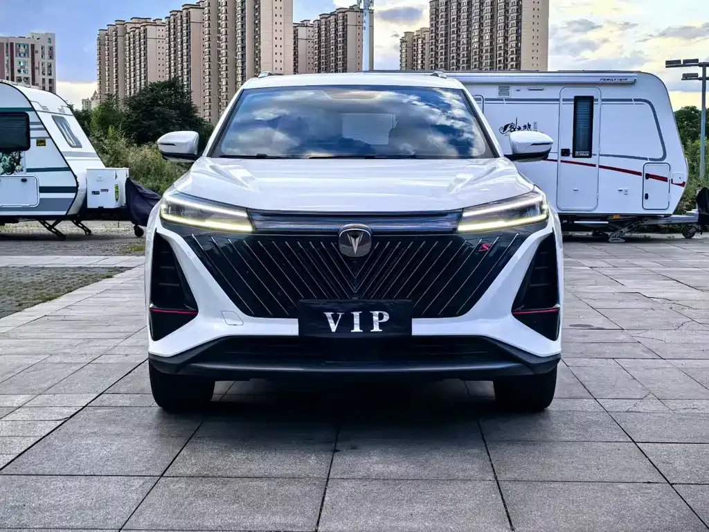 Changan CS75 PLUS — фото 7