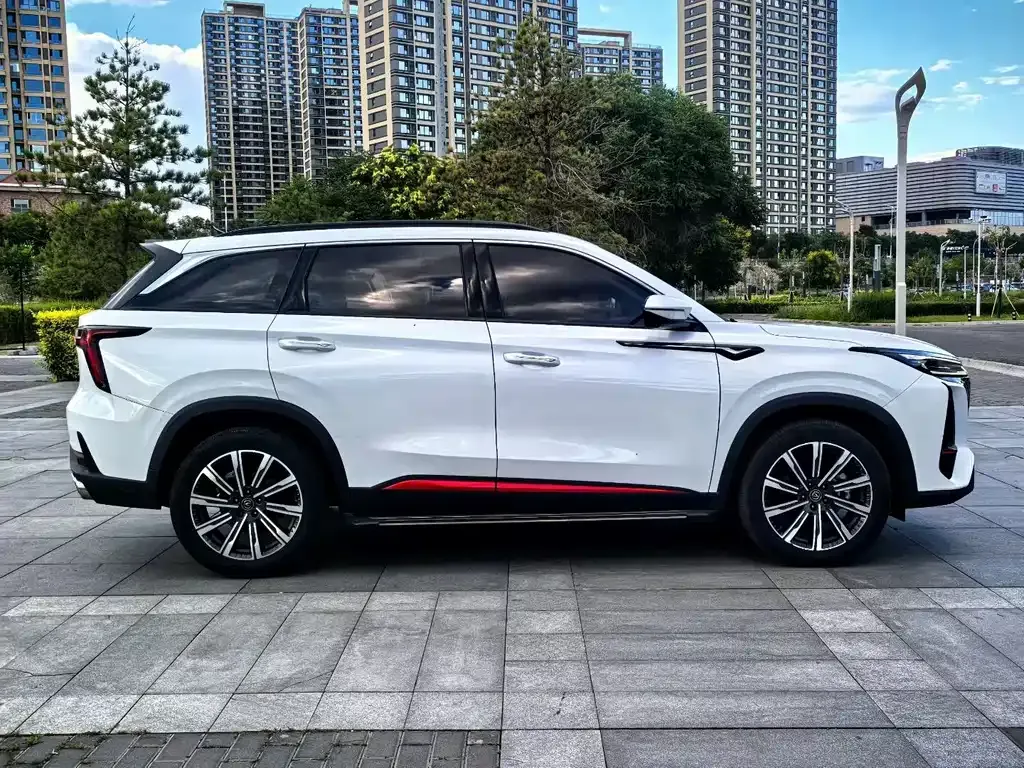 Changan CS75 PLUS — фото 8