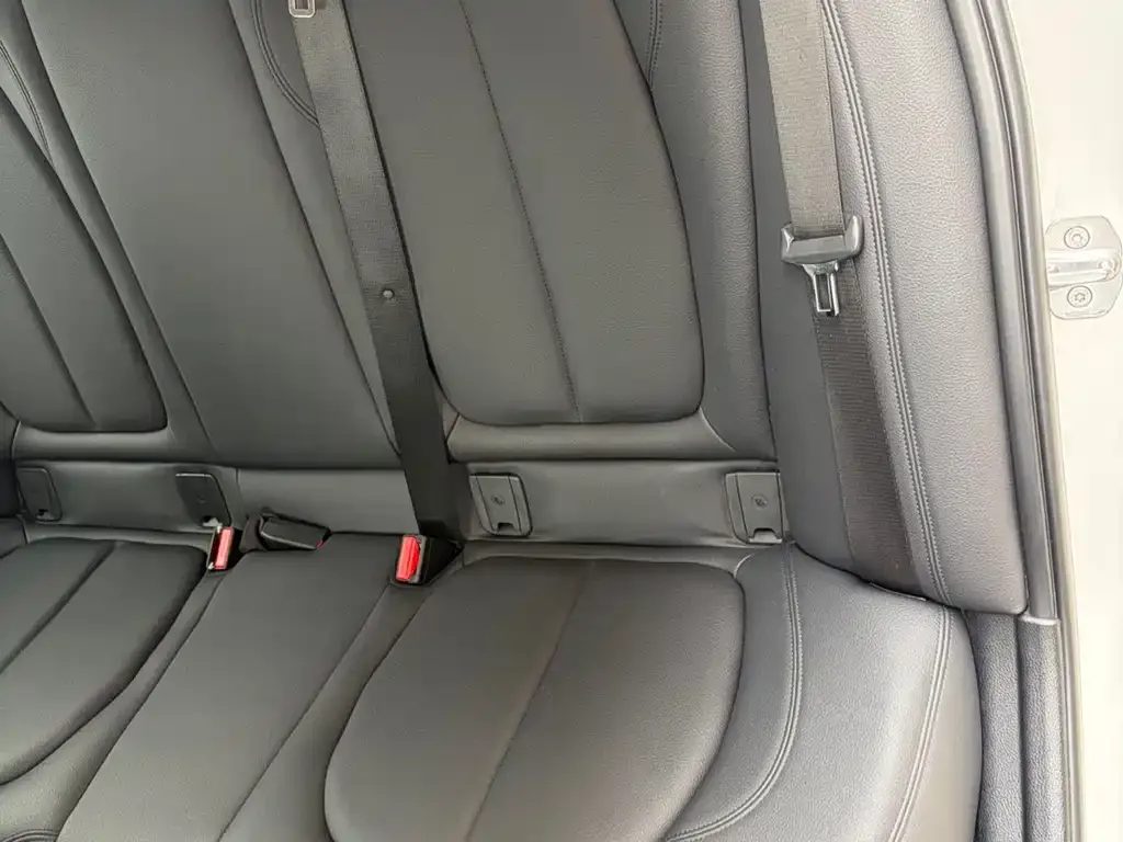 BMW 1 Series — фото 10