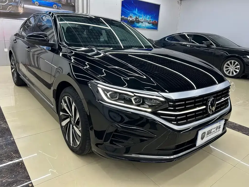 Volkswagen Passat — фото 7