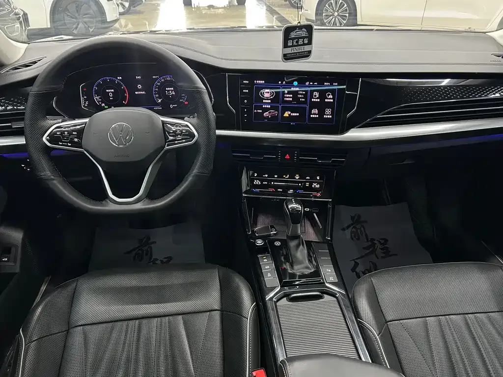 Volkswagen Passat — фото 9