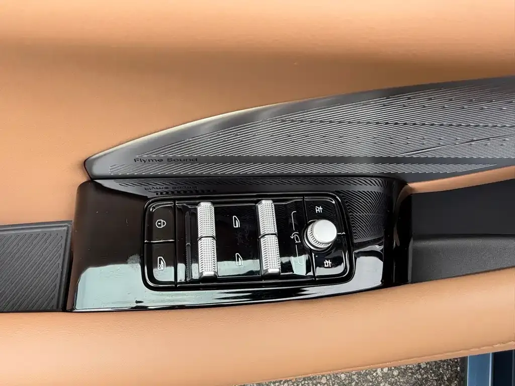 Geely Galaxy A7 EM — фото 4