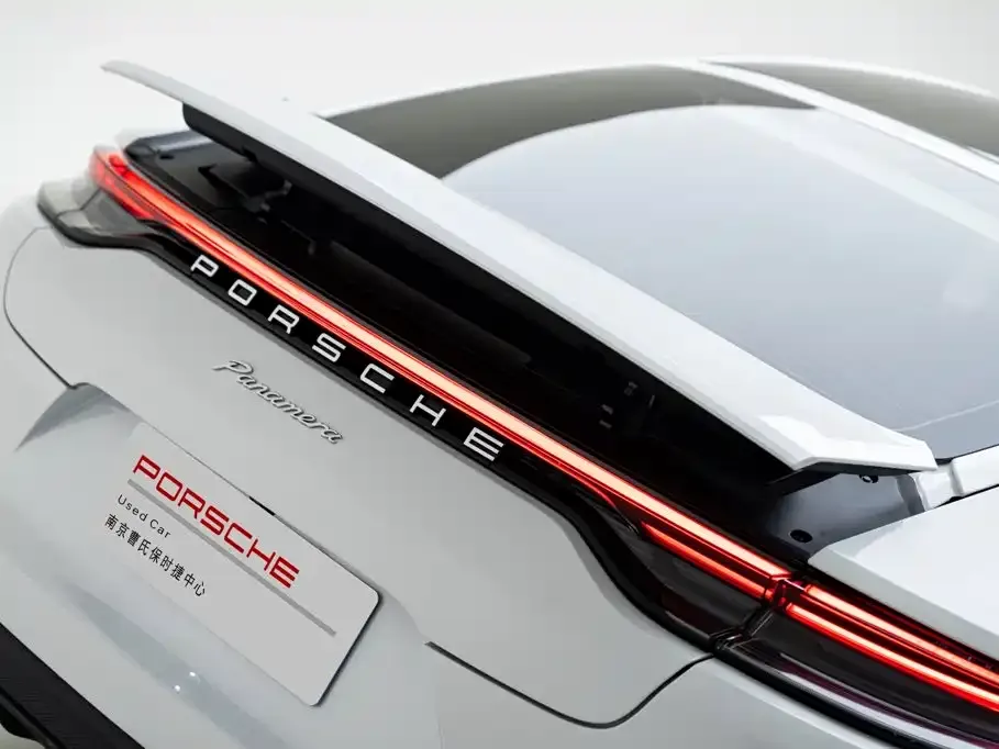 Porsche Panamera — фото 9