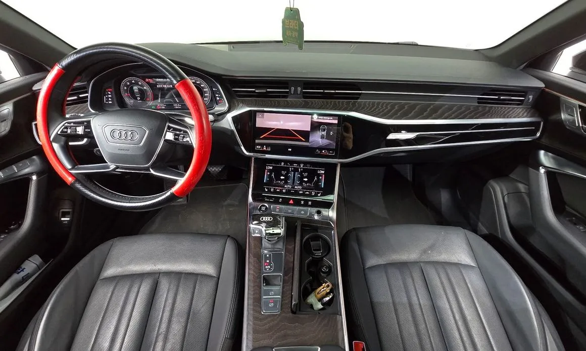 Audi A6 — фото 7