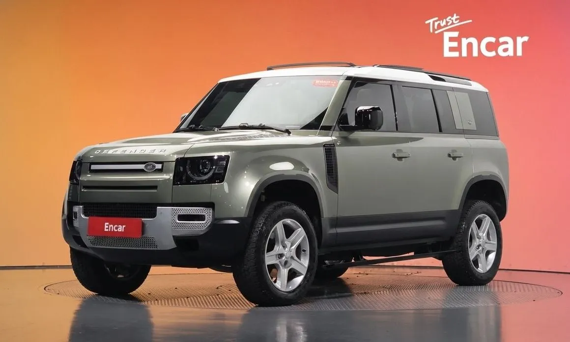 Land Rover Defender — фото 1