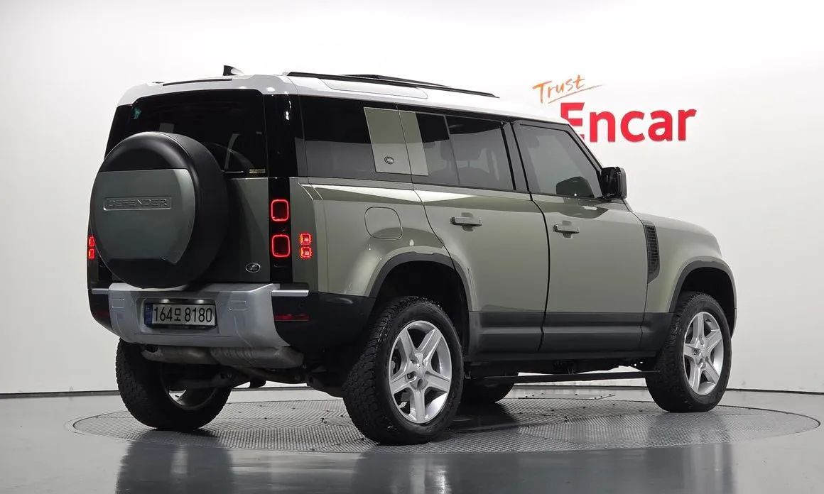 Land Rover Defender — фото 4