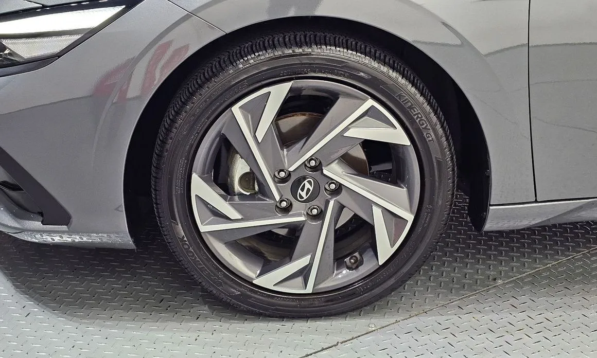 Hyundai AVANTE — фото 9