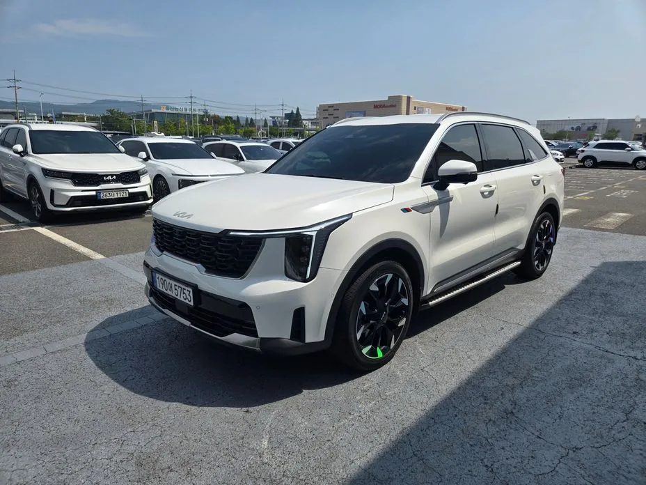 Kia Sorento — фото 1