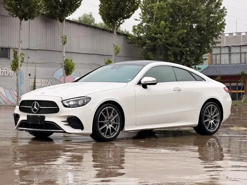 Mercedes-Benz E-Class (Import) — фото 1