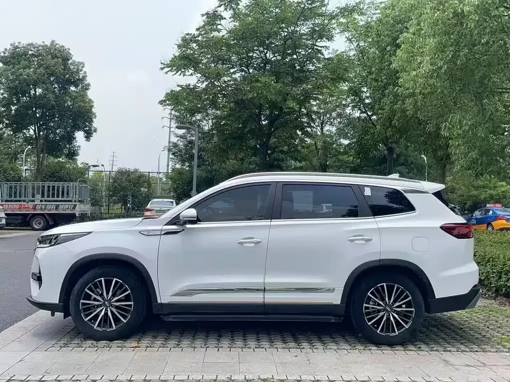 Chery Tiggo 8 PRO — фото 9