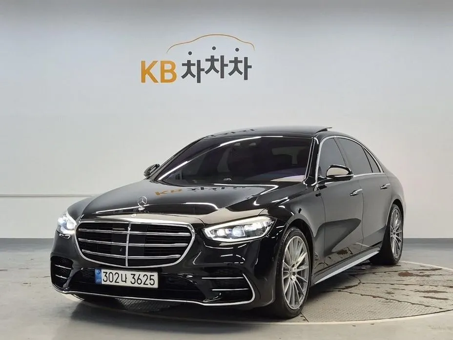 Mercedes-Benz S-Class — фото 1