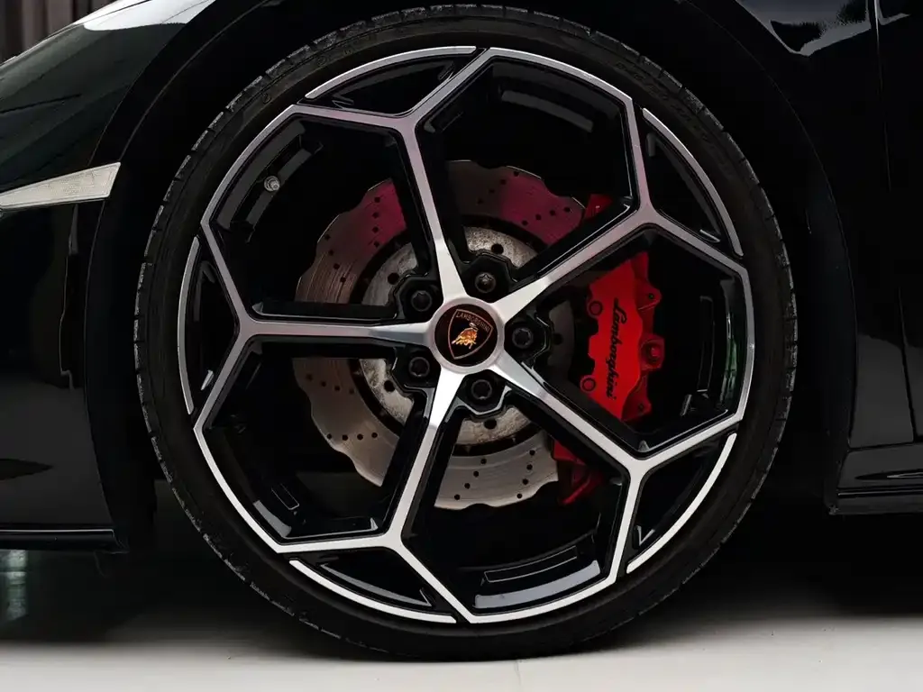 Lamborghini Huracan — фото 8