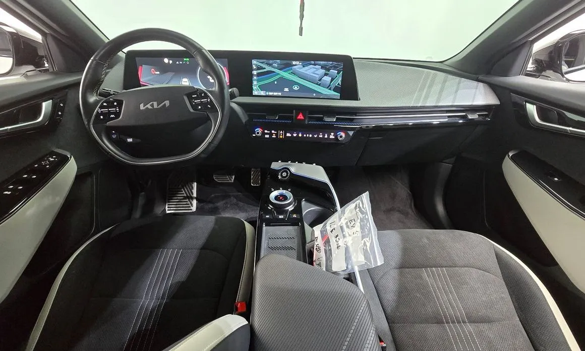 Kia EV6 — фото 10