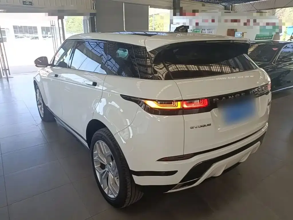 Land Rover Evoque — фото 8