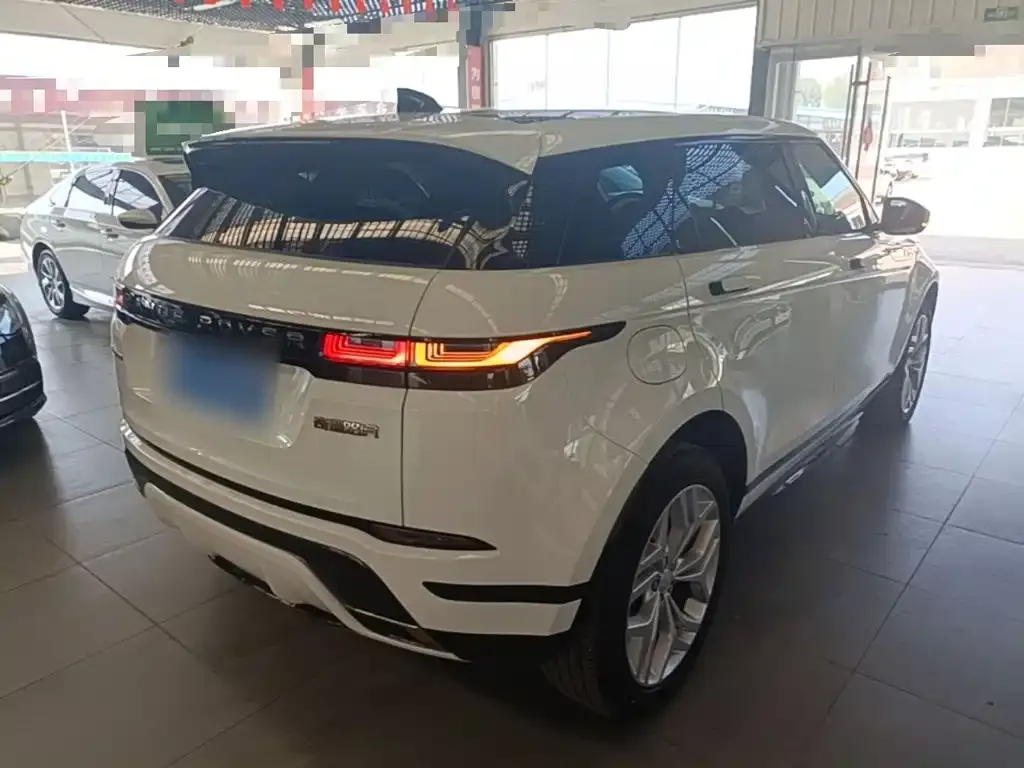 Land Rover Evoque — фото 10