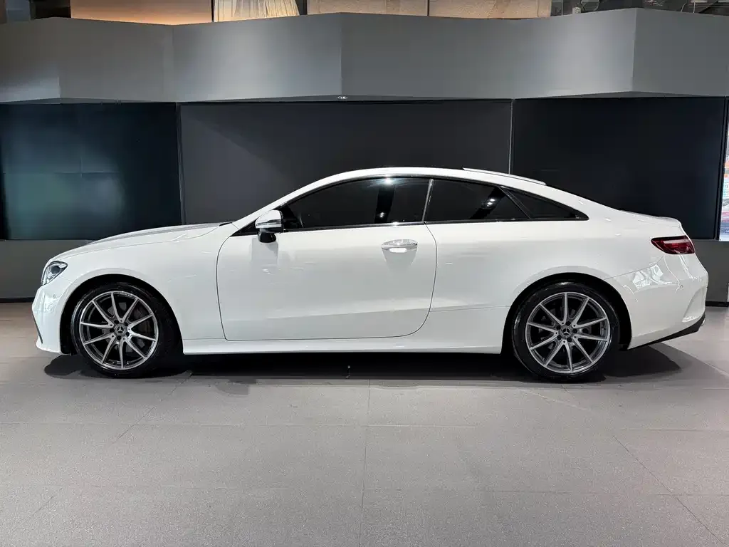 Mercedes-Benz E-Class (Import) — фото 10