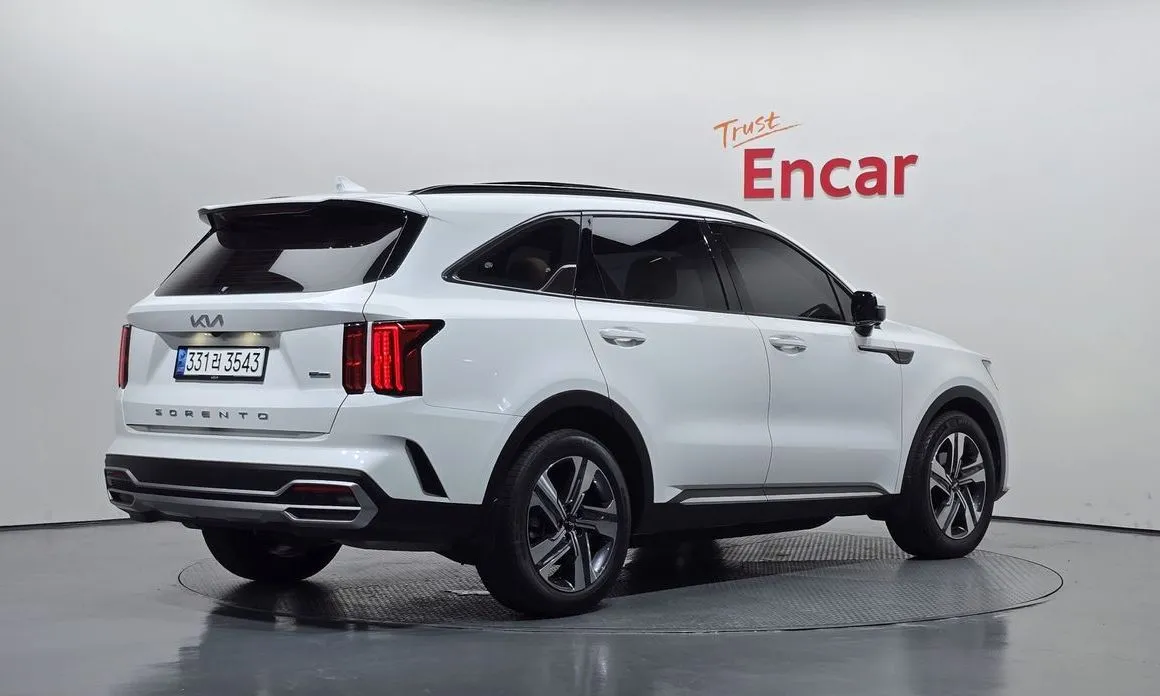 Kia Sorento — фото 4