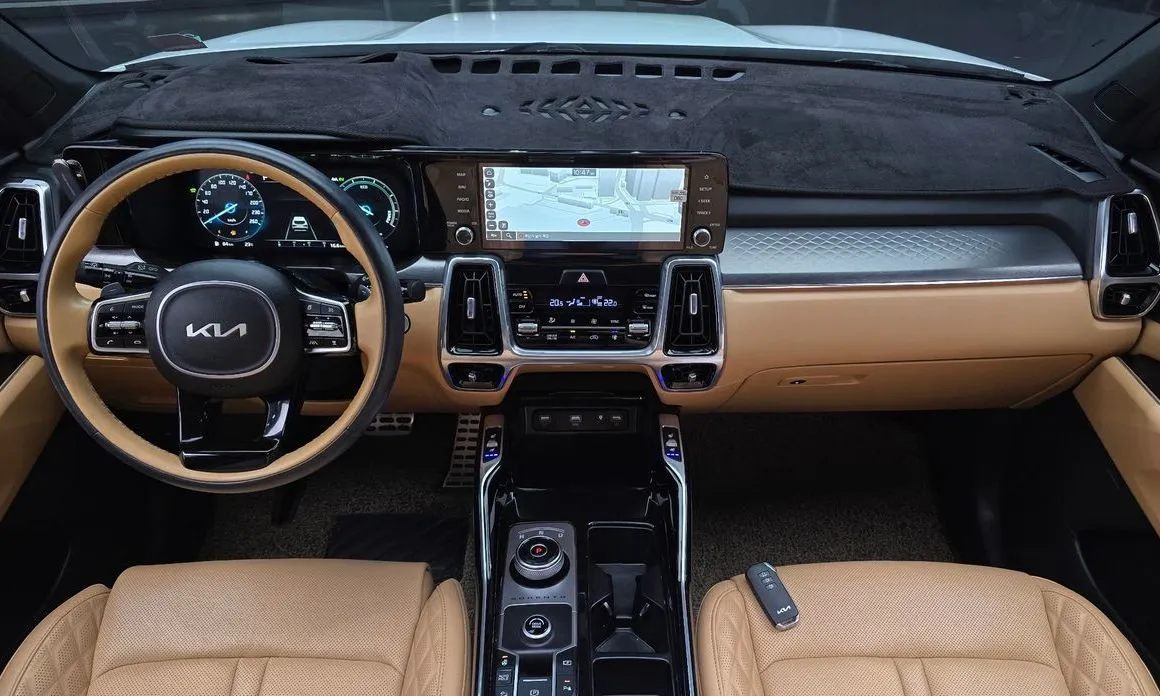 Kia Sorento — фото 9